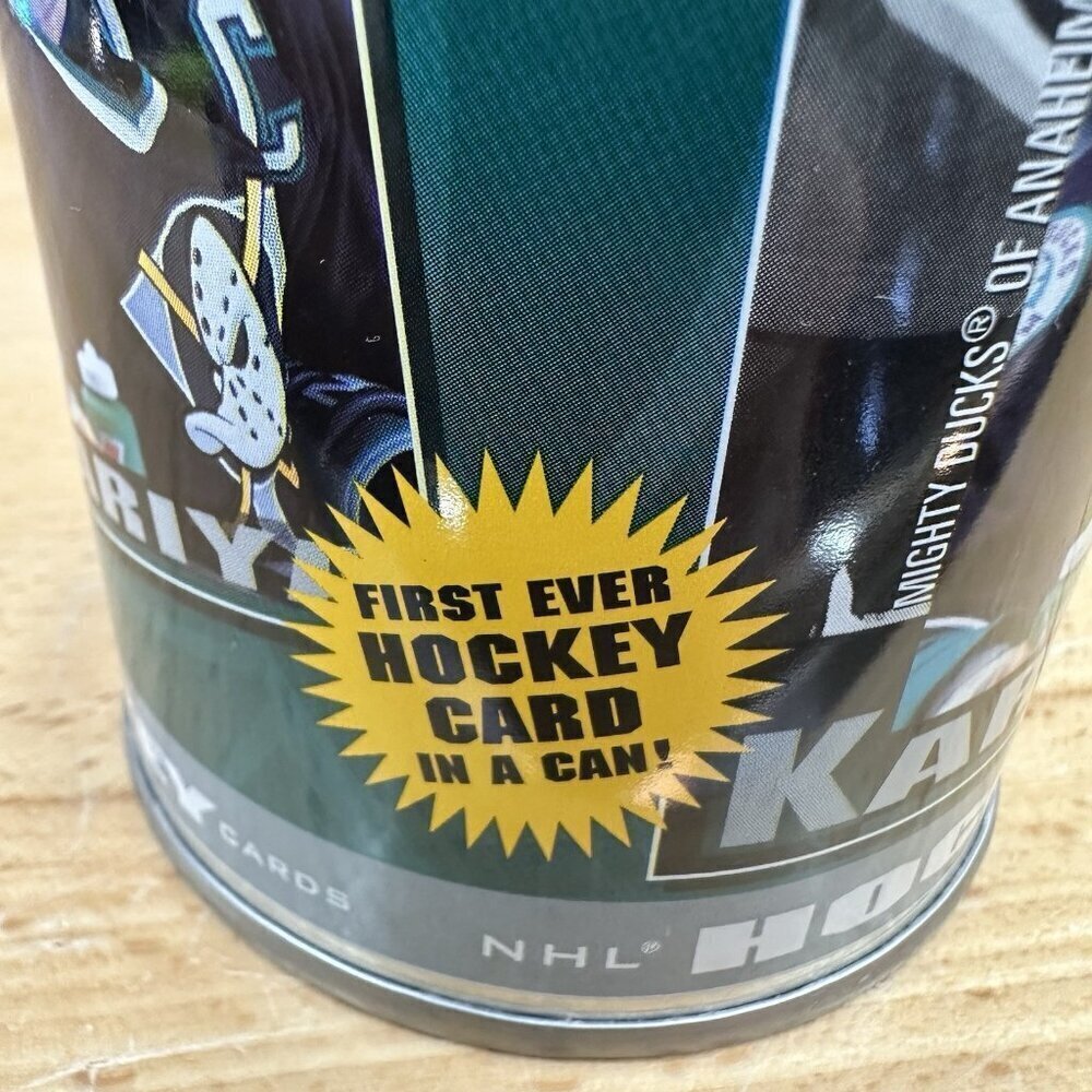 1997-98 Pinnacle Inside Hockey Factory Sealed Can #15 Paul Kariya - Picture 3 of 5